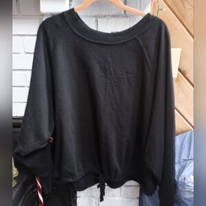 Women's tied waist sweatshirt